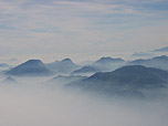 Gardaseeberge im Nebel