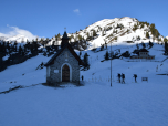 Weiter von der Hütte aus wandern wir an der Herz-Jesu-Kapelle vorbei ...