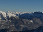 Im Südosten zeigt sich in der Ferne der Großglockner