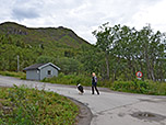 Los gehts in Osan, einem Stadtteil von Svolvær
