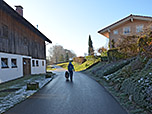 Wir spazieren über die Oberdorfstraße