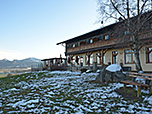 Die Panoramaterrasse des Berggasthofs Weingarten...
