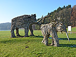 Die Rimistinger Mammuts, erschaffen von den Künstlern Regina Jenne und Johann Bachinger